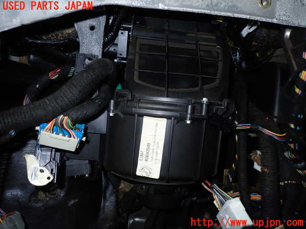 5UPJ-21716081]アルファロメオ・156 GTA(932AXB)エバポレーター1 中古_m0003.jpg