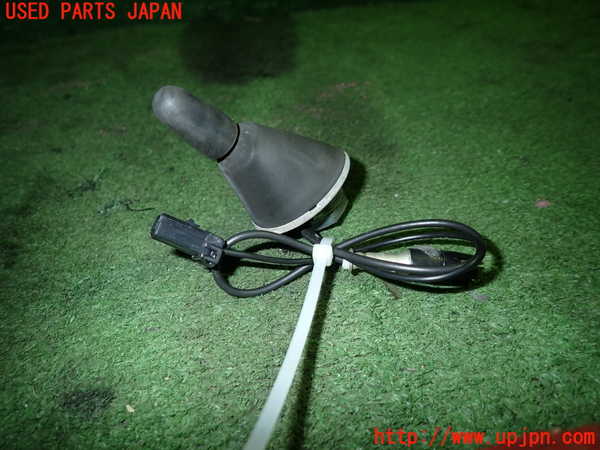 5UPJ-21716550]アルファロメオ・156 GTA(932AXB)アンテナ 中古_m0002.jpg