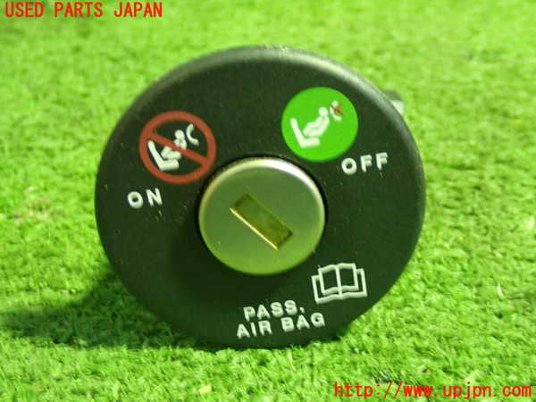 5UPJ-21716308]アルファロメオ・156 GTA(932AXB)スイッチ3（助手席エアバッグ） 中古_m0001.jpg