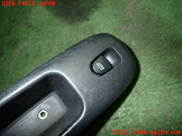 5UPJ-21716245]アルファロメオ・156 GTA(932AXB)左前パワーウィンドウスイッチ 中古_m0002.jpg