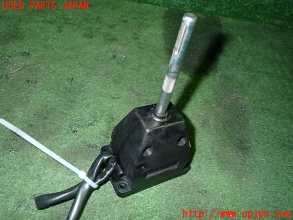 5UPJ-21717555]アルファロメオ・156 GTA(932AXB)ATシフトレバー 中古_m0002.jpg