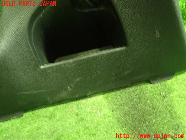 5UPJ-21717841]アルファロメオ・156 GTA(932AXB)小物入れ1 中古_m0002.jpg