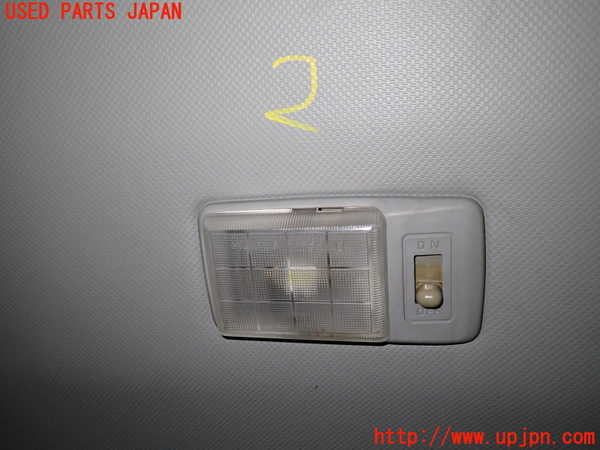 5UPJ-21726412]シビック(EG6)ルームランプ2（2列目） 中古_m0001.jpg