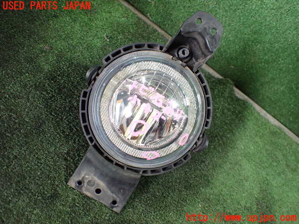 5UPJ-21731180]BMW ミニ(MINI)クーパーD クロスオーバー(XD20F R60)右フォグ 中古_m0001.jpg