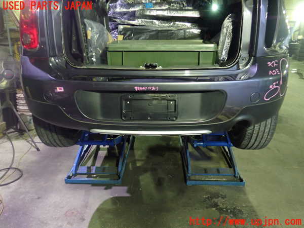 5UPJ-21731610]BMW ミニ(MINI)クーパーD クロスオーバー(XD20F R60)リアバンパー 中古_m0001.jpg