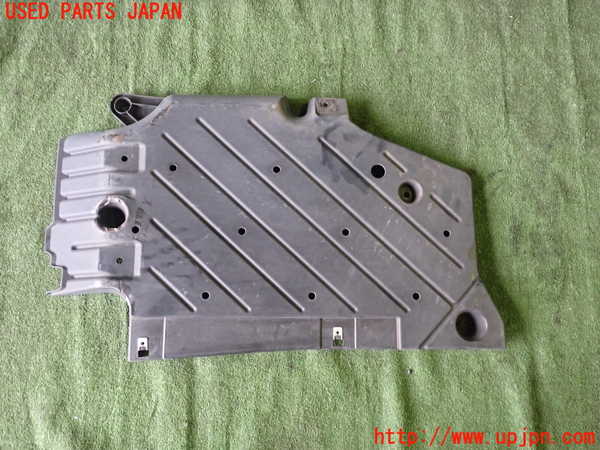 5UPJ-21731721]BMW ミニ(MINI)クーパーD クロスオーバー(XD20F R60)アンダーカバー1 中古_m0001.jpg