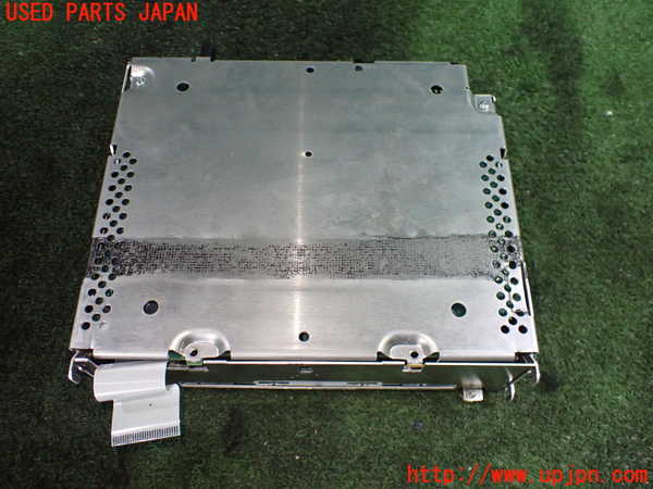 1UPJ-21736480]BMW ミニ(MINI)クーパーD クロスオーバー(XD20F R60)CDプレーヤー 中古_m0002.jpg