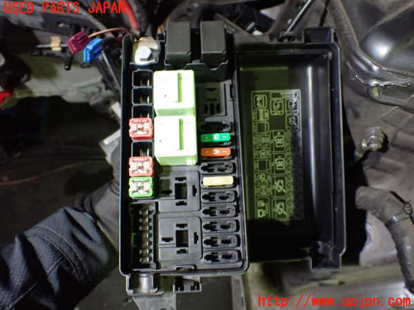 5UPJ-21736742]BMW ミニ(MINI)クーパーD クロスオーバー(XD20F R60)ヒューズボックス2 中古_m0002.jpg