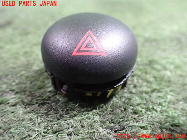 5UPJ-21736290]BMW ミニ(MINI)クーパーD クロスオーバー(XD20F R60)ハザードスイッチ 中古_m0001.jpg