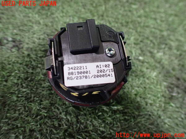 5UPJ-21736290]BMW ミニ(MINI)クーパーD クロスオーバー(XD20F R60)ハザードスイッチ 中古_m0002.jpg