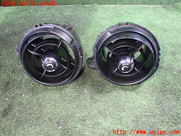 5UPJ-21737528]BMW ミニ(MINI)クーパーD クロスオーバー(XD20F R60)エアコン吹き出し口3 (真中) 中古_m0001.jpg