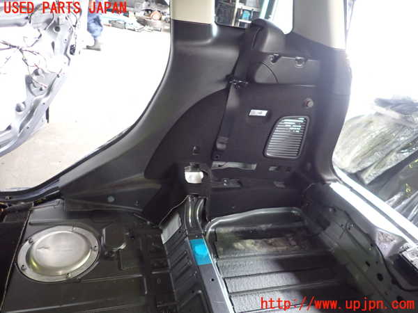 5UPJ-21737675]BMW ミニ(MINI)クーパーD クロスオーバー(XD20F R60)右リアピラートリム 中古_m0004.jpg