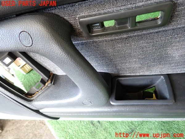 5UPJ-21751234]スープラ(GA70H)(1992y)右ドア内張り 中古_m0003.jpg