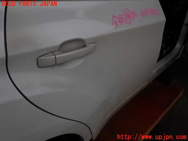 5UPJ-21761290]インプレッサ WRX-STi(GVB)右後ドア 中古(43R-006709 M263)_m0002.jpg