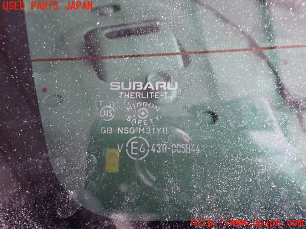 5UPJ-21761560]インプレッサ WRX-STi(GVB)リアガラス 中古(43R-005844 M31Y8)_m0003.jpg