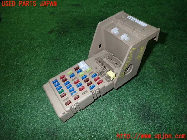 2UPJ-21766741]インプレッサ WRX-STi(GVB)ヒューズボックス1 中古_m0001.jpg