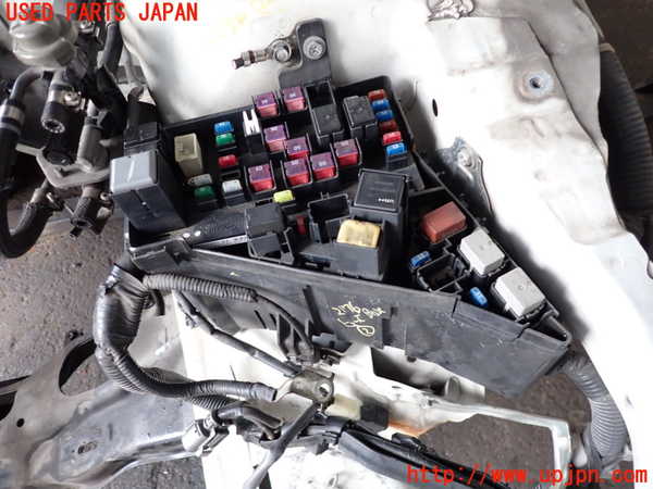 5UPJ-21766742]インプレッサ WRX-STi(GVB)ヒューズボックス2 中古_m0002.jpg