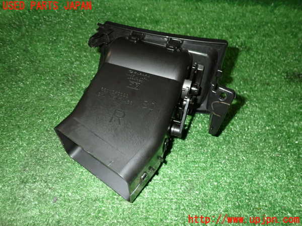 5UPJ-21767527]インプレッサ WRX-STi(GVB)エアコン吹き出し口2 (右) 中古_m0003.jpg