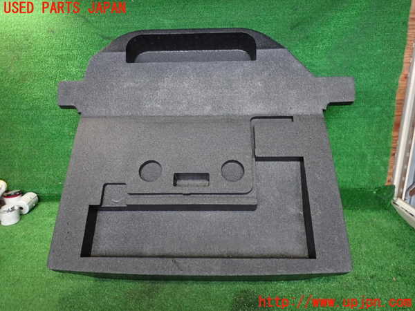 2UPJ-21767772]インプレッサ WRX-STi(GVB)ラゲッジトレイ2 中古_m0001.jpg