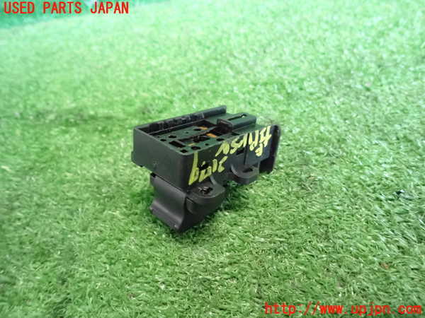5UPJ-21776245]シビック タイプR(EP3)左パワーウィンドウスイッチ 中古_m0002.jpg