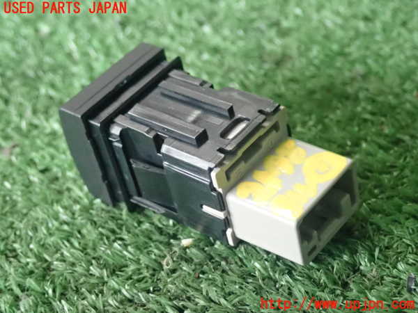 2UPJ-21786312]プリウス(MXWH65)スイッチ7 (VIEW) 中古_m0002.jpg