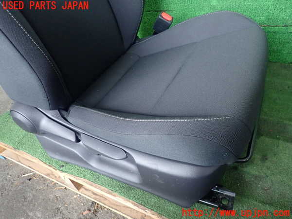 2UPJ-21787035]プリウス(MXWH65)運転席シート 中古_m0003.jpg