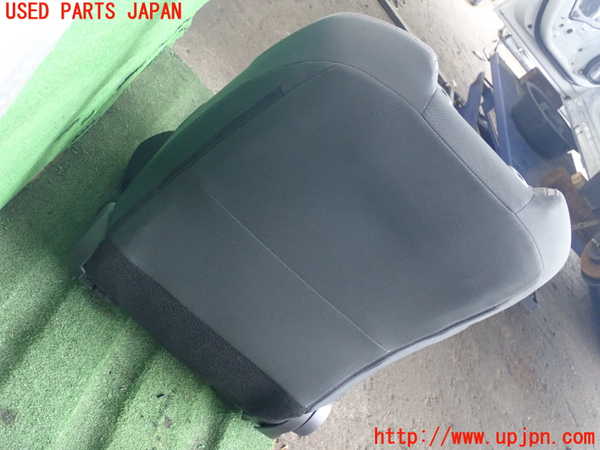 2UPJ-21787035]プリウス(MXWH65)運転席シート 中古_m0004.jpg