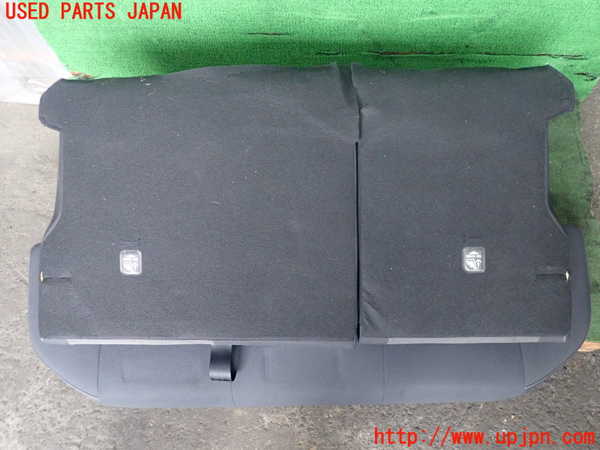 5UPJ-21787385]プリウス(MXWH65)リアシート 中古_m0005.jpg