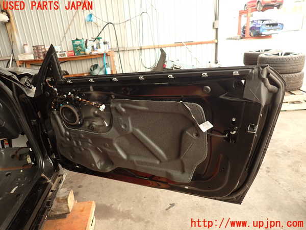 5UPJ-21791230]BMW M2 クーペ F87(1H30)右ドア ジャンク SAINT-GOBAIN SEKURIT M391 43R-001167_m0004.jpg