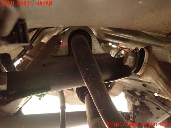 5UPJ-21795445]BMW M2 クーペ F87(1H30)リアスタビライザー 中古_m0004.jpg