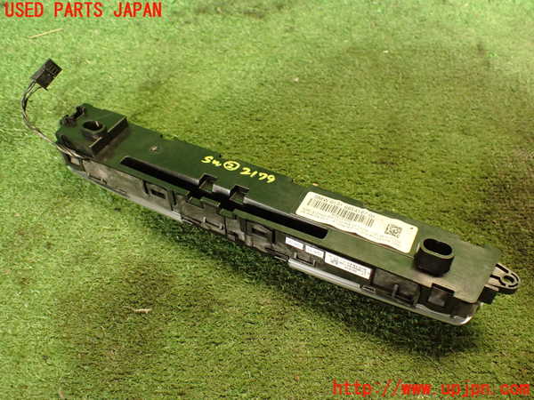 5UPJ-21796307]BMW M2 クーペ F87(1H30)スイッチ2(オーディオチャンネル) 中古_m0003.jpg