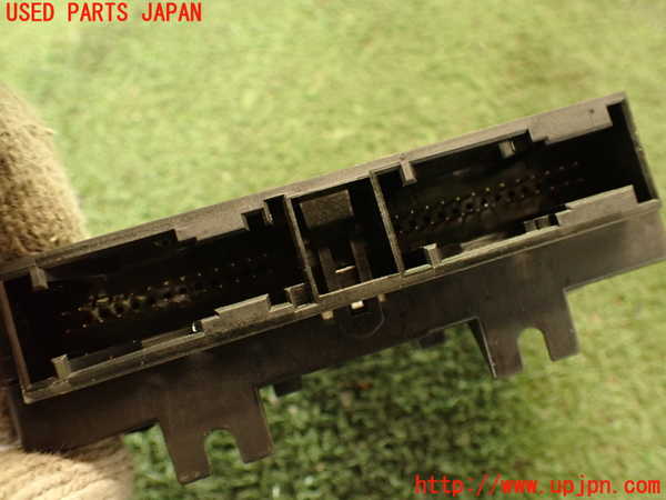 5UPJ-21796150]BMW M2 クーペ F87(1H30)コンピューター5 中古 6842986-01_m0003.jpg