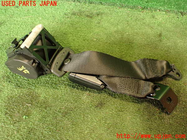 5UPJ-21797155]BMW M2 クーペ F87(1H30)右2列目シートベルト 中古_m0002.jpg