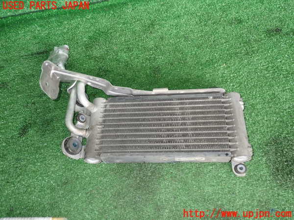 2UPJ-21802481]BMW 135i クーペ(UC35)オイルクーラー1 中古 【E82】_m0003.jpg