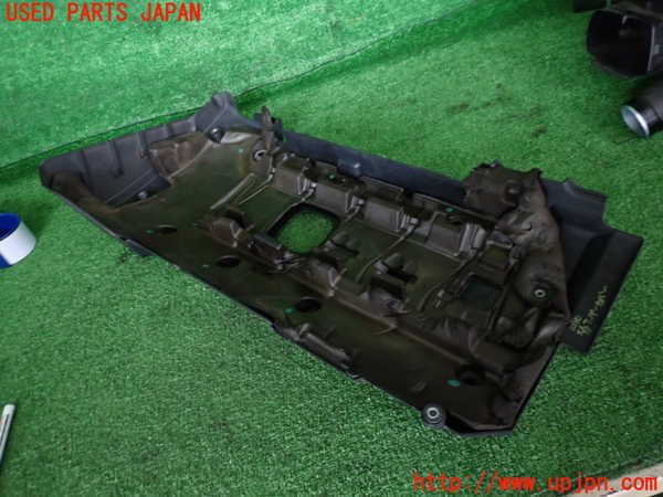 2UPJ-21802160]BMW 135i クーペ(UC35)エンジンアッパーカバー 中古 【E82】_m0002.jpg