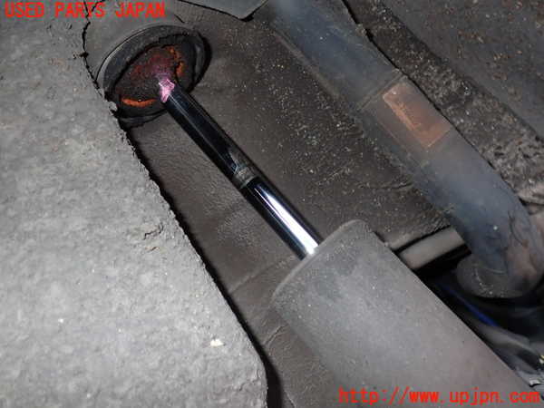 5UPJ-21805070]BMW 135i クーペ(UC35)右リアショックアブソーバー 中古 【E82】_m0002.jpg