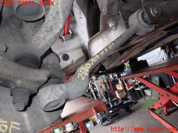 2UPJ-21805176]BMW 135i クーペ(UC35)右フロントロアアーム1 中古 【E82】_m0001.jpg