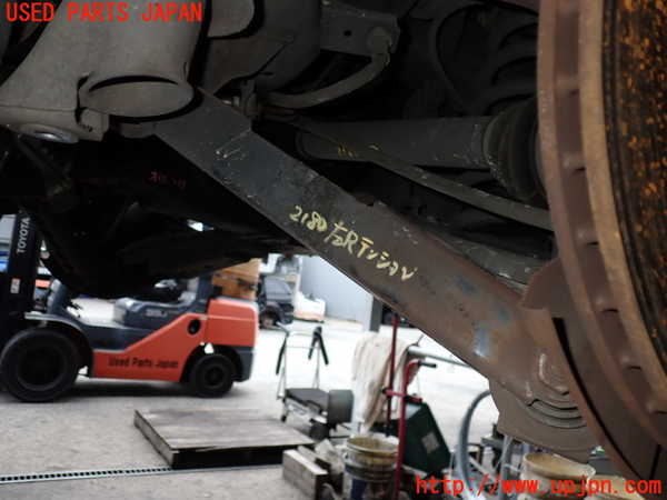 2UPJ-21805330]BMW 135i クーペ(UC35)左リアテンションロッド 中古 【E82】_m0001.jpg