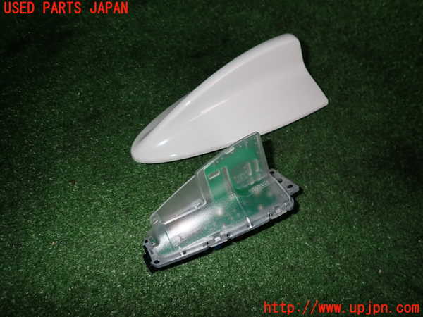 2UPJ-21806550]BMW 135i クーペ(UC35)アンテナ 中古 【E82】_m0002.jpg