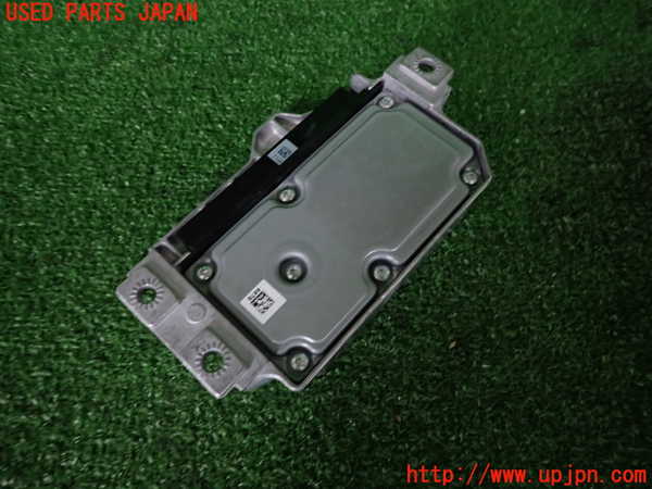 5UPJ-21806145]BMW 135i クーペ(UC35)エアバッグコンピューター 中古 【E82】_m0002.jpg