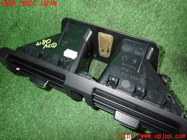 2UPJ-21807526]BMW 135i クーペ(UC35)エアコン吹き出し口1 (真中) 中古 【E82】_m0003.jpg