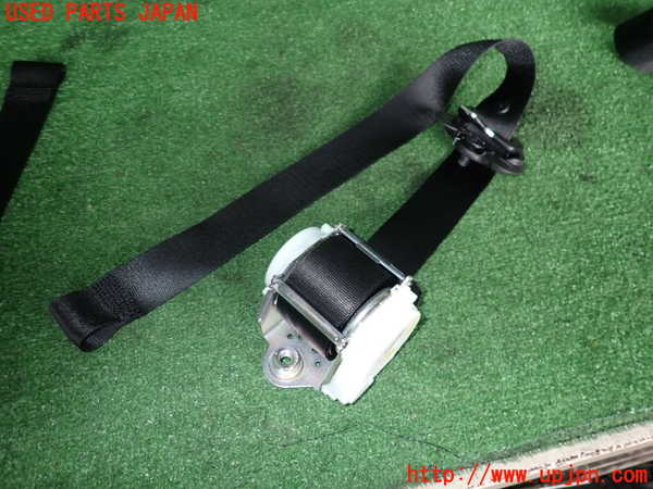 5UPJ-21807045]BMW 135i クーペ(UC35)運転席シートベルト 中古 【E82】_m0001.jpg
