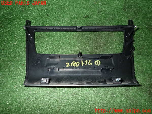 5UPJ-21807691]BMW 135i クーペ(UC35)内装トリム類1 中古 【E82】_m0002.jpg