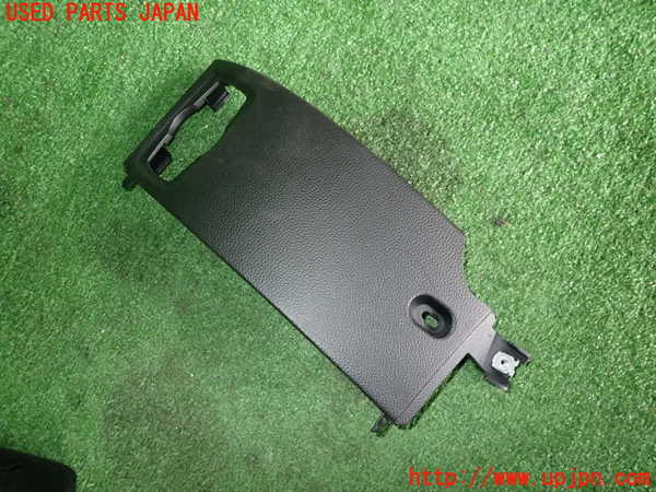 2UPJ-21807692]BMW 135i クーペ(UC35)内装トリム類2 中古 【E82】_m0001.jpg