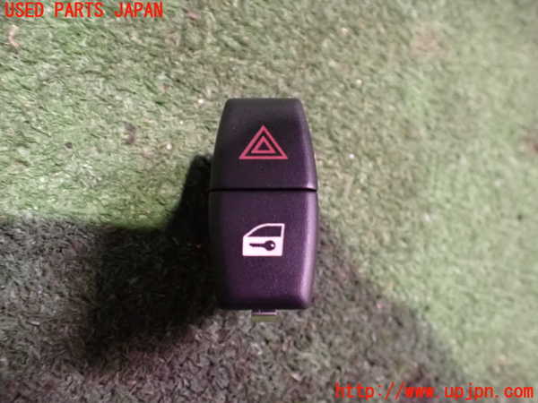 5UPJ-21816290]BMW Z4 E89(LM30)ハザードスイッチ 中古_m0001.jpg