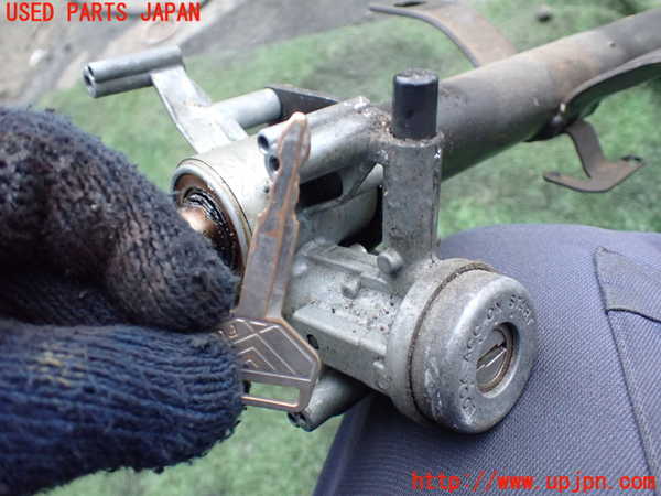 1UPJ-21824260]ランクル70系(BJ73V)ステアリングシャフト 中古_m0002.jpg
