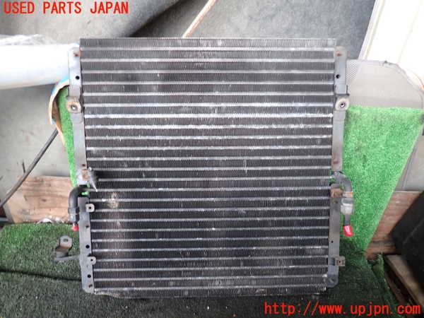 1UPJ-21826031]ランクル70系(BJ73V)エアコンコンデンサー1 中古_m0001.jpg
