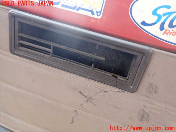 1UPJ-21827675]ランクル70系(BJ73V)右リアピラートリム 中古_m0004.jpg
