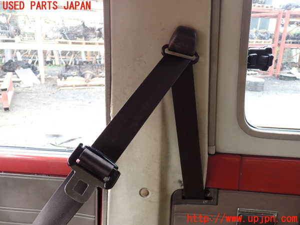 1UPJ-21827045]ランクル70系(BJ73V)運転席シートベルト 中古_m0001.jpg