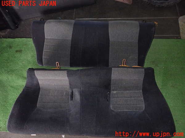 5UPJ-21837385]シルビア(S14)リアシート 中古_m0001.jpg